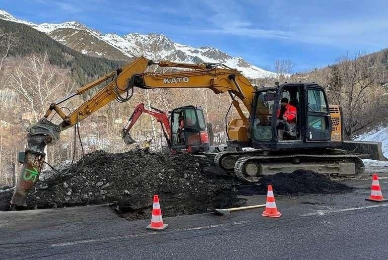 Kato HD514MR - Paletli ekskavatör: fotoğraf 4 Kato HD514MR - Paletli ekskavatör: fotoğraf 4