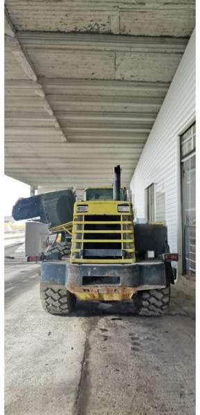 Komatsu WA470-3 - Tekerlekli yükleyici: fotoğraf 3 Komatsu WA470-3 - Tekerlekli yükleyici: fotoğraf 3