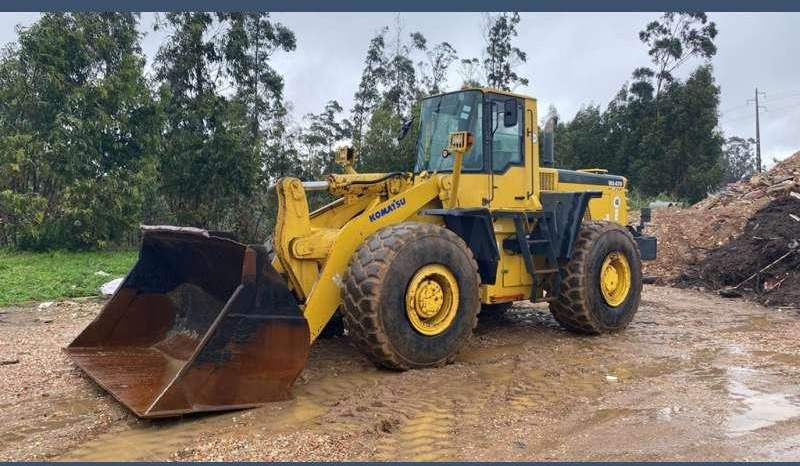 Komatsu WA470-3A - Tekerlekli yükleyici: fotoğraf 1 Komatsu WA470-3A - Tekerlekli yükleyici: fotoğraf 1