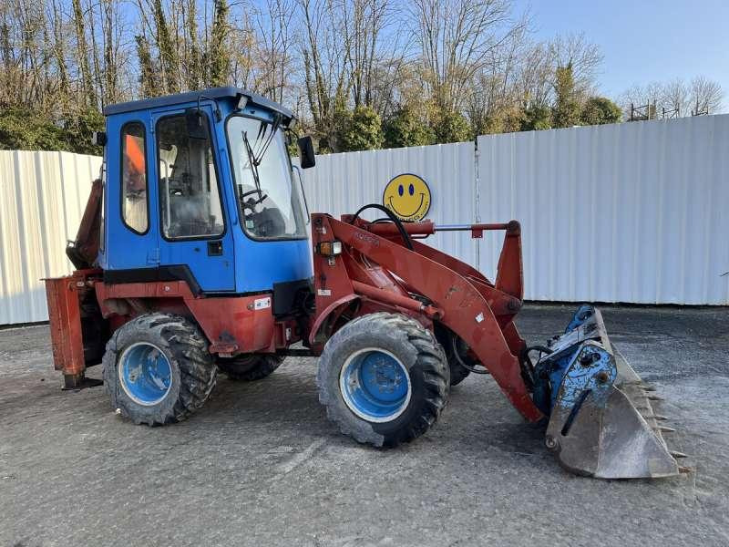 Kubota R520 - Iş makinesi: fotoğraf 1 Kubota R520 - Iş makinesi: fotoğraf 1