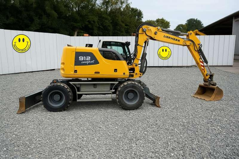 Liebherr A912 COMPACT - Tekerlekli ekskavatör: fotoğraf 1 Liebherr A912 COMPACT - Tekerlekli ekskavatör: fotoğraf 1