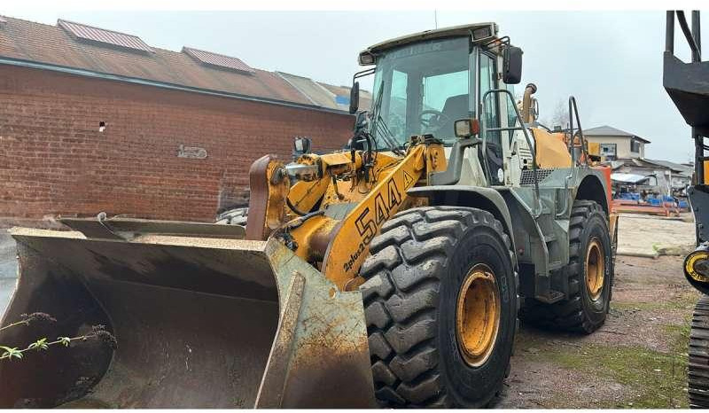 Liebherr L544 2PLUS2 - Tekerlekli yükleyici: fotoğraf 1 Liebherr L544 2PLUS2 - Tekerlekli yükleyici: fotoğraf 1