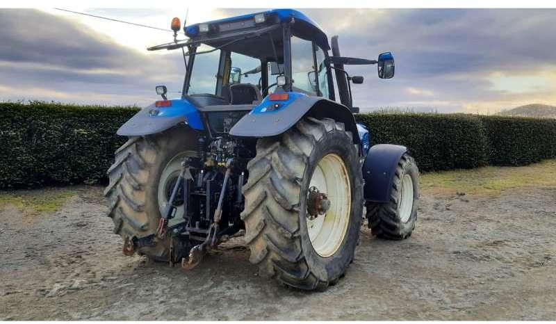 New Holland TM190 - Traktör: fotoğraf 4 New Holland TM190 - Traktör: fotoğraf 4