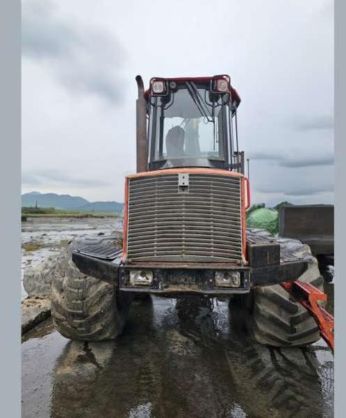 VALMET 840.4 - Orman traktörü: fotoğraf 5 VALMET 840.4 - Orman traktörü: fotoğraf 5