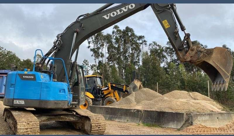 Volvo ECR235DL - Paletli ekskavatör: fotoğraf 1 Volvo ECR235DL - Paletli ekskavatör: fotoğraf 1
