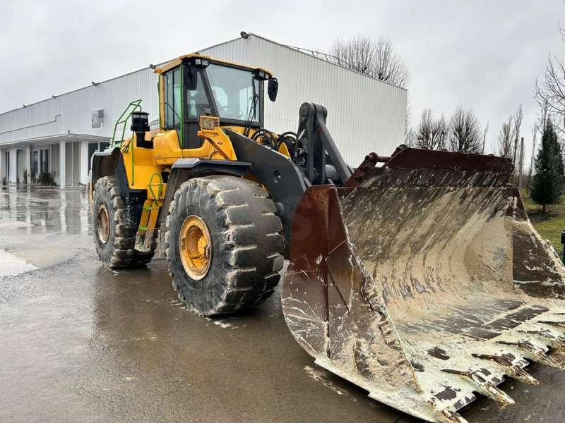Volvo L220H - Tekerlekli yükleyici: fotoğraf 3 Volvo L220H - Tekerlekli yükleyici: fotoğraf 3