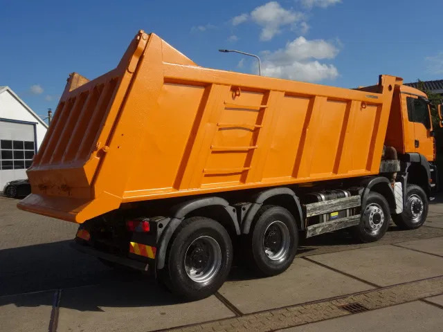 MAN TGA 41-440 8X6 MANUAL GEARBOX 22M3 MEILLER TIPPER - Damperli kamyon: fotoğraf 2 MAN TGA 41-440 8X6 MANUAL GEARBOX 22M3 MEILLER TIPPER - Damperli kamyon: fotoğraf 2
