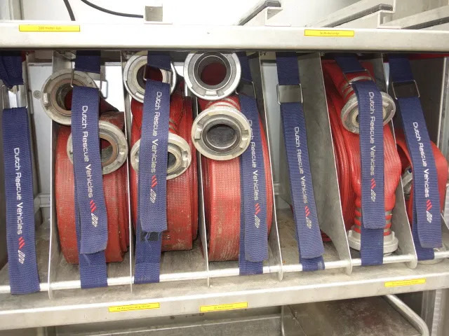 MAN TGM 15.250 FIRE TRUCK,2000 LITER TANK, FOAM TANK, AIRCO,WITH EQUIPMENT - İtfaiye aracı: fotoğraf 4 MAN TGM 15.250 FIRE TRUCK,2000 LITER TANK, FOAM TANK, AIRCO,WITH EQUIPMENT - İtfaiye aracı: fotoğraf 4