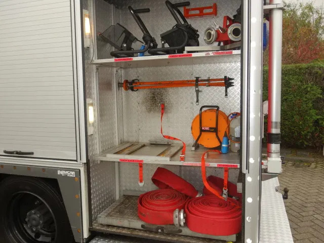 Mercedes-Benz 1325 godiva pump bomberos - İtfaiye aracı: fotoğraf 3 Mercedes-Benz 1325 godiva pump bomberos - İtfaiye aracı: fotoğraf 3