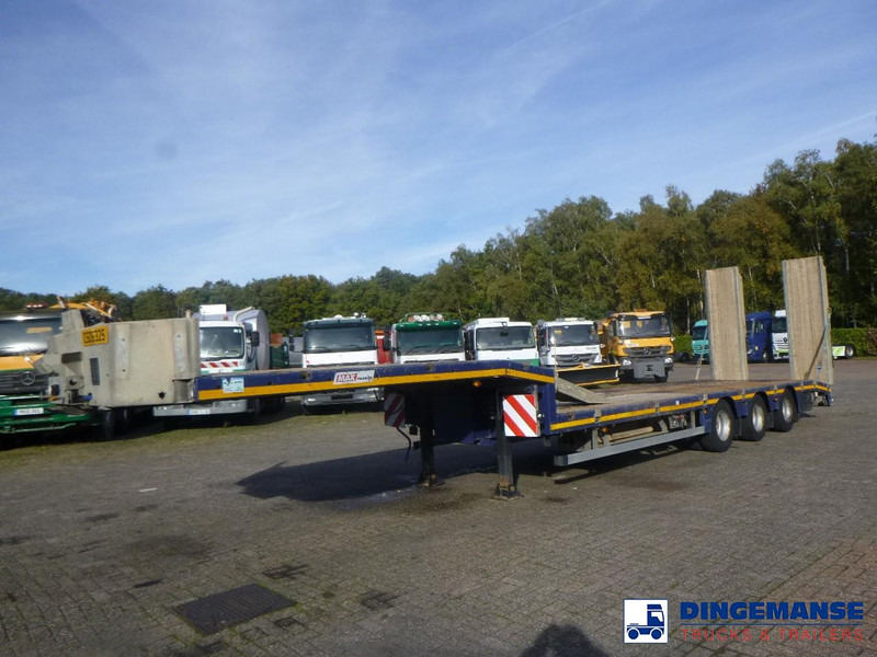 Faymonville 3-axle semi-lowbed trailer 50T + ramps - Alçak çerçeveli platform dorse: fotoğraf 1 Faymonville 3-axle semi-lowbed trailer 50T + ramps - Alçak çerçeveli platform dorse: fotoğraf 1