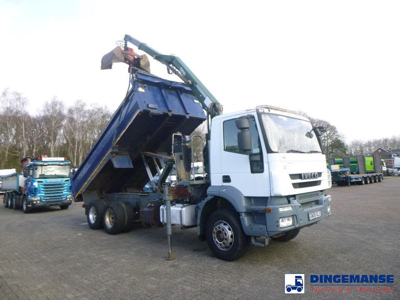 Iveco AD260T33 6X4 RHD tipper + HMF crane - Vinçli kamyon: fotoğraf 2 Iveco AD260T33 6X4 RHD tipper + HMF crane - Vinçli kamyon: fotoğraf 2