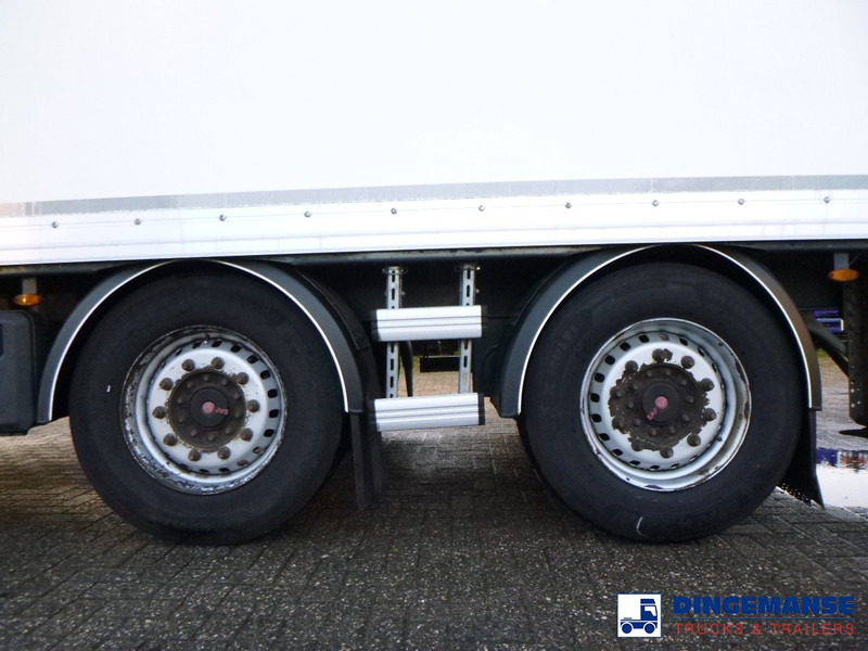 MAN TGX 26.440 6X2 high volume + Fruehauf closed box trailer - Kapalı kasa kamyon: fotoğraf 5 MAN TGX 26.440 6X2 high volume + Fruehauf closed box trailer - Kapalı kasa kamyon: fotoğraf 5