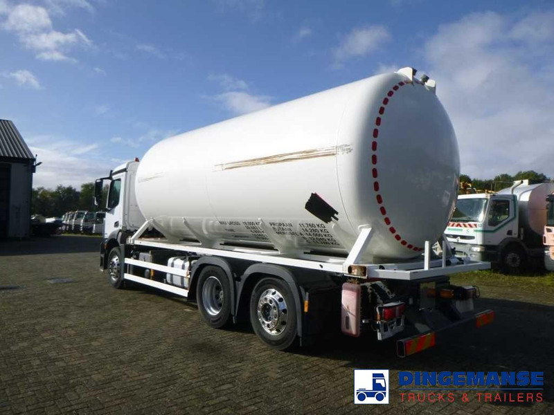 Mercedes-Benz Antos 2635 6x2 gas tank 28 m3 - Tanker kamyon: fotoğraf 3 Mercedes-Benz Antos 2635 6x2 gas tank 28 m3 - Tanker kamyon: fotoğraf 3