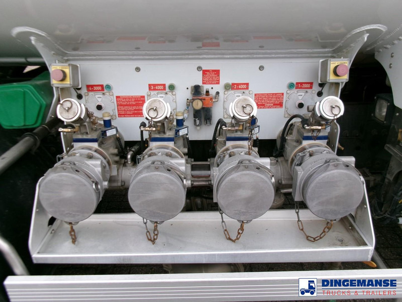 Renault Premium 270 4x2 fuel tank 13.8 m3 / 4 comp - Tanker kamyon: fotoğraf 5 Renault Premium 270 4x2 fuel tank 13.8 m3 / 4 comp - Tanker kamyon: fotoğraf 5