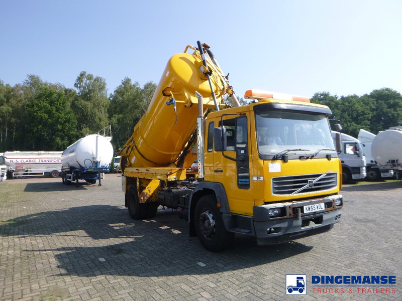 Volvo FL6 4x2 RHD Whale vacuum tank 8 m3 - Vidanjör: fotoğraf 2 Volvo FL6 4x2 RHD Whale vacuum tank 8 m3 - Vidanjör: fotoğraf 2