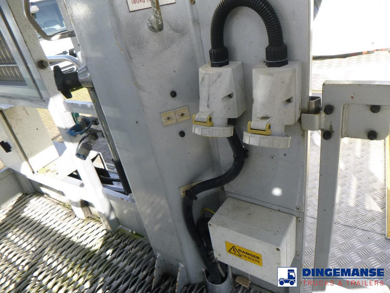 İtfaiye aracı Volvo FM12 6x4 RHD Bronto Skylift F32HDT Angloco fire truck: fotoğraf 12 İtfaiye aracı Volvo FM12 6x4 RHD Bronto Skylift F32HDT Angloco fire truck: fotoğraf 12