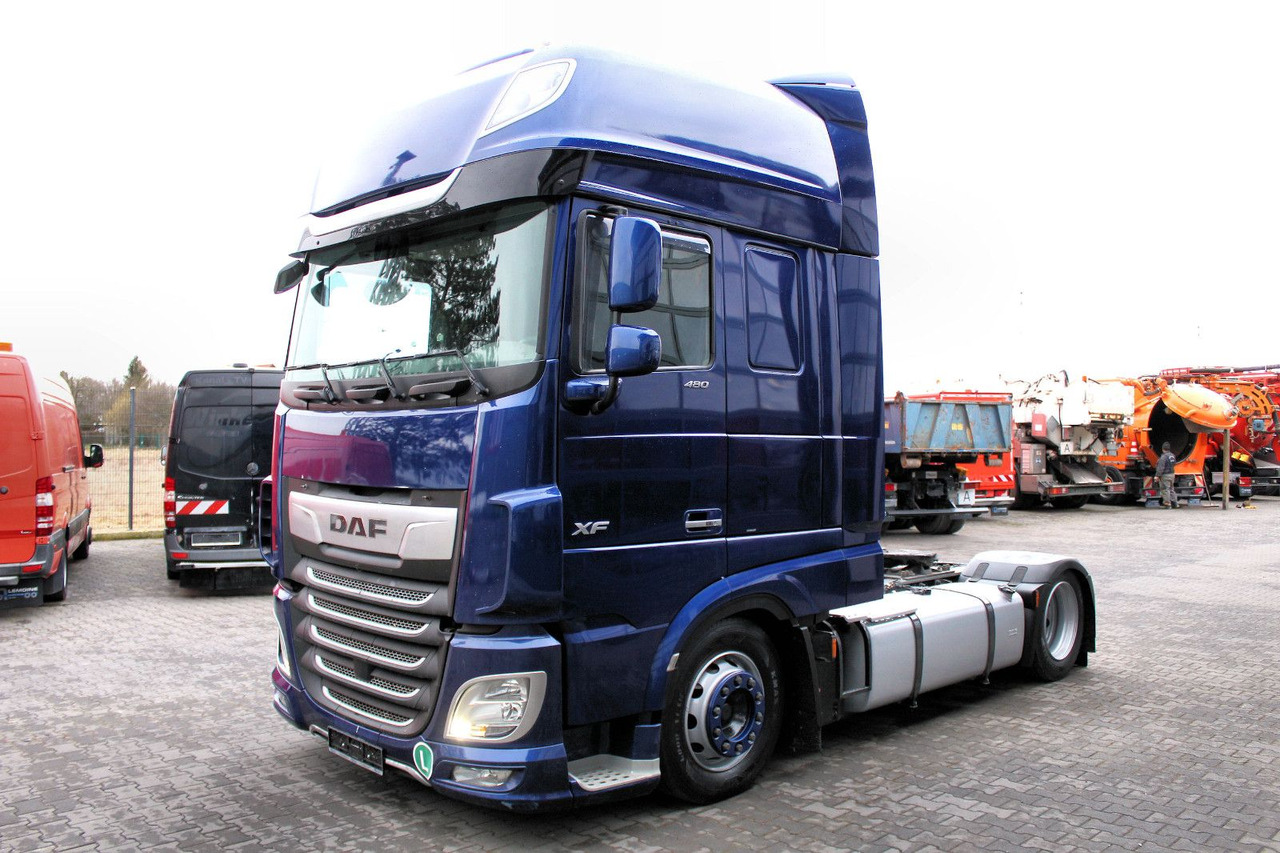 DAF XF 480 FT 4x2 SZM Lowliner !!! TOP !!! - Çekici: fotoğraf 3 DAF XF 480 FT 4x2 SZM Lowliner !!! TOP !!! - Çekici: fotoğraf 3