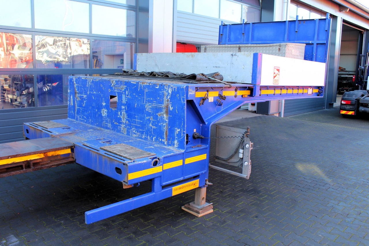 Faymonville 4-Achs Multimax STN-4AX teleskopierbar+Lenkachse - Alçak çerçeveli platform dorse: fotoğraf 5 Faymonville 4-Achs Multimax STN-4AX teleskopierbar+Lenkachse - Alçak çerçeveli platform dorse: fotoğraf 5