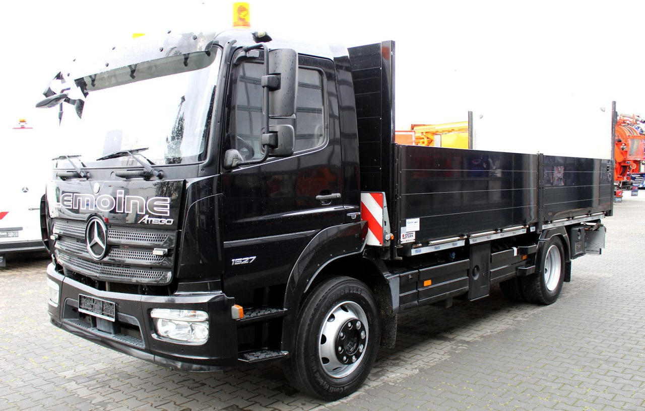 Mercedes-Benz Atego 1527 4x2 Pritsche + Ladebordwand - Sal/ Açık kasa kamyon: fotoğraf 2 Mercedes-Benz Atego 1527 4x2 Pritsche + Ladebordwand - Sal/ Açık kasa kamyon: fotoğraf 2