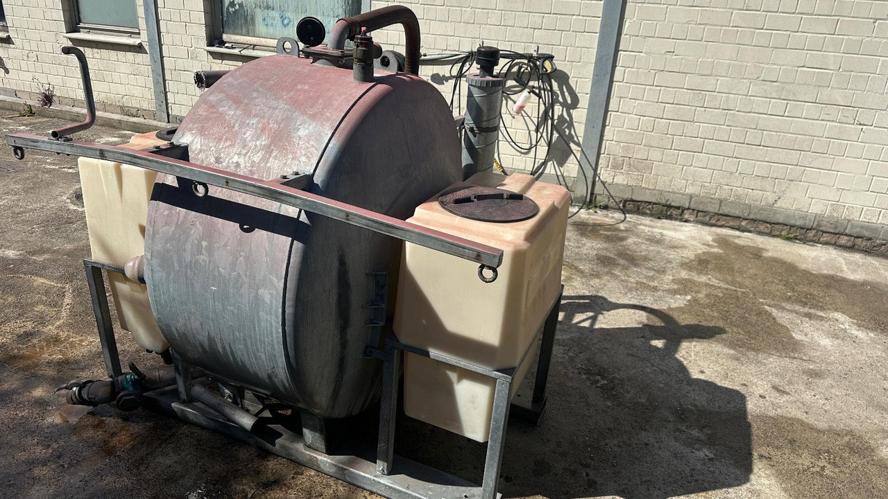 Saug-Druck fass Flexi + 2 Frisch-Wassertaschen - Vidanjör: fotoğraf 2 Saug-Druck fass Flexi + 2 Frisch-Wassertaschen - Vidanjör: fotoğraf 2