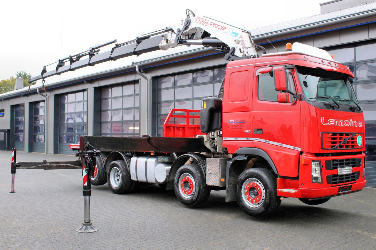 Volvo FM 480 8x2 Pritsche + FASSI F800XP Kran 6x - Sal/ Açık kasa kamyon, Vinçli kamyon: fotoğraf 2 Volvo FM 480 8x2 Pritsche + FASSI F800XP Kran 6x - Sal/ Açık kasa kamyon, Vinçli kamyon: fotoğraf 2
