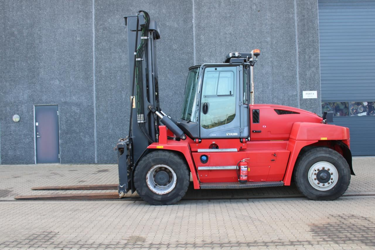 Kalmar DCG100-12 - Dizel forklift: fotoğraf 1 Kalmar DCG100-12 - Dizel forklift: fotoğraf 1