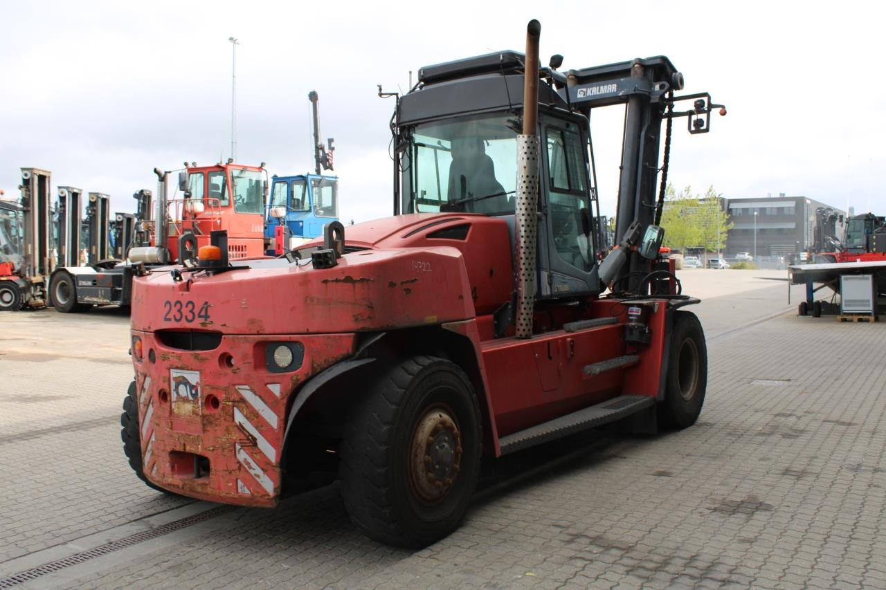 Kalmar DCG160-12 - Dizel forklift: fotoğraf 3 Kalmar DCG160-12 - Dizel forklift: fotoğraf 3