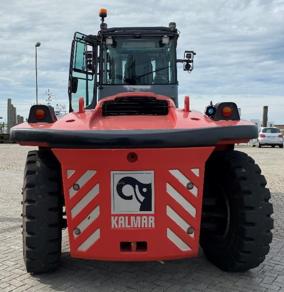 Kalmar DCG200-12 - Dizel forklift: fotoğraf 3 Kalmar DCG200-12 - Dizel forklift: fotoğraf 3