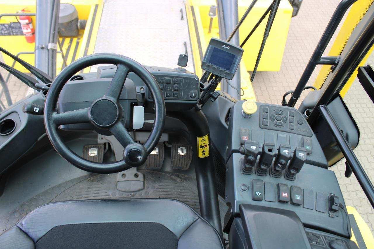 Kalmar DCG90-45ES7 - Konteyner forklift: fotoğraf 4 Kalmar DCG90-45ES7 - Konteyner forklift: fotoğraf 4