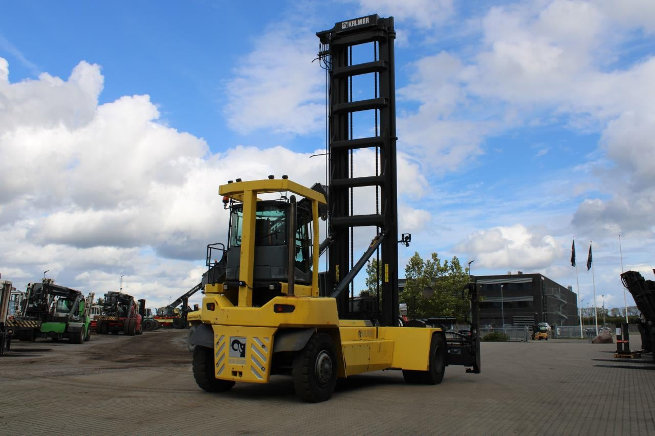 Kalmar DCG90-45ES7 - Konteyner forklift: fotoğraf 3 Kalmar DCG90-45ES7 - Konteyner forklift: fotoğraf 3