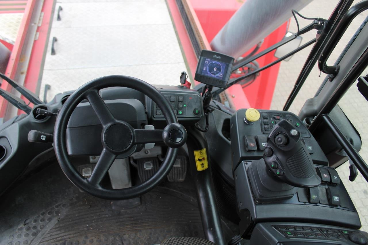 Kalmar DRG450-65S5 - Reachstacker: fotoğraf 4 Kalmar DRG450-65S5 - Reachstacker: fotoğraf 4