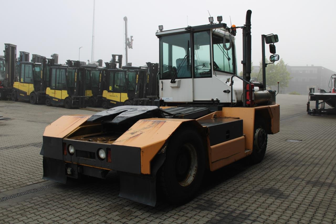 Kalmar TR618I - Terminal çekiciler: fotoğraf 3 Kalmar TR618I - Terminal çekiciler: fotoğraf 3