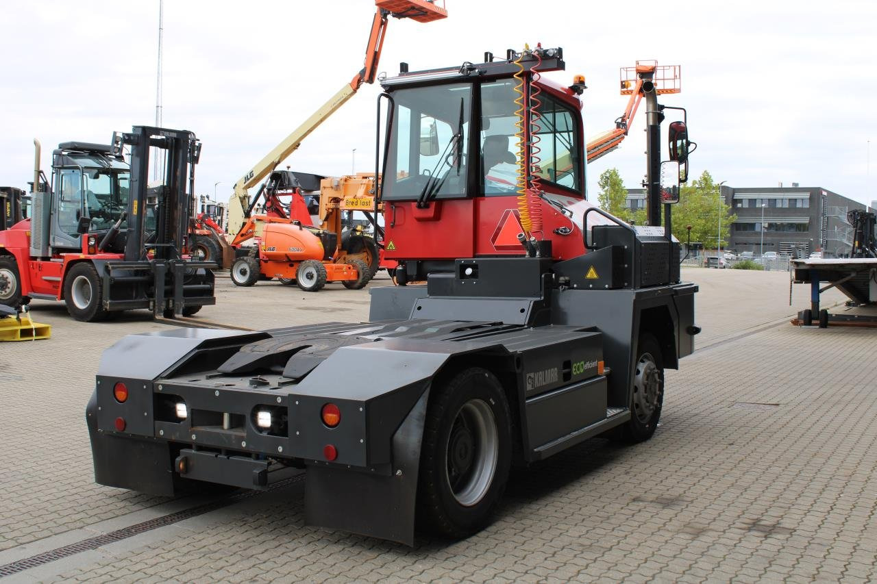 Kalmar TRL618I 4X4 - Terminal çekiciler: fotoğraf 3 Kalmar TRL618I 4X4 - Terminal çekiciler: fotoğraf 3