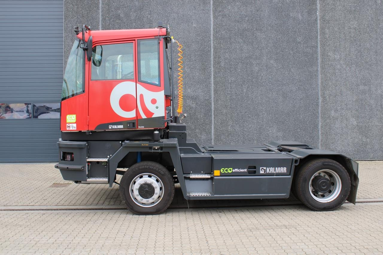 Kalmar TRL618I 4X4 - Terminal çekiciler: fotoğraf 1 Kalmar TRL618I 4X4 - Terminal çekiciler: fotoğraf 1