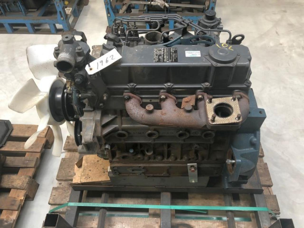 Kubota V3300-EU3 - Motor: fotoğraf 2 Kubota V3300-EU3 - Motor: fotoğraf 2