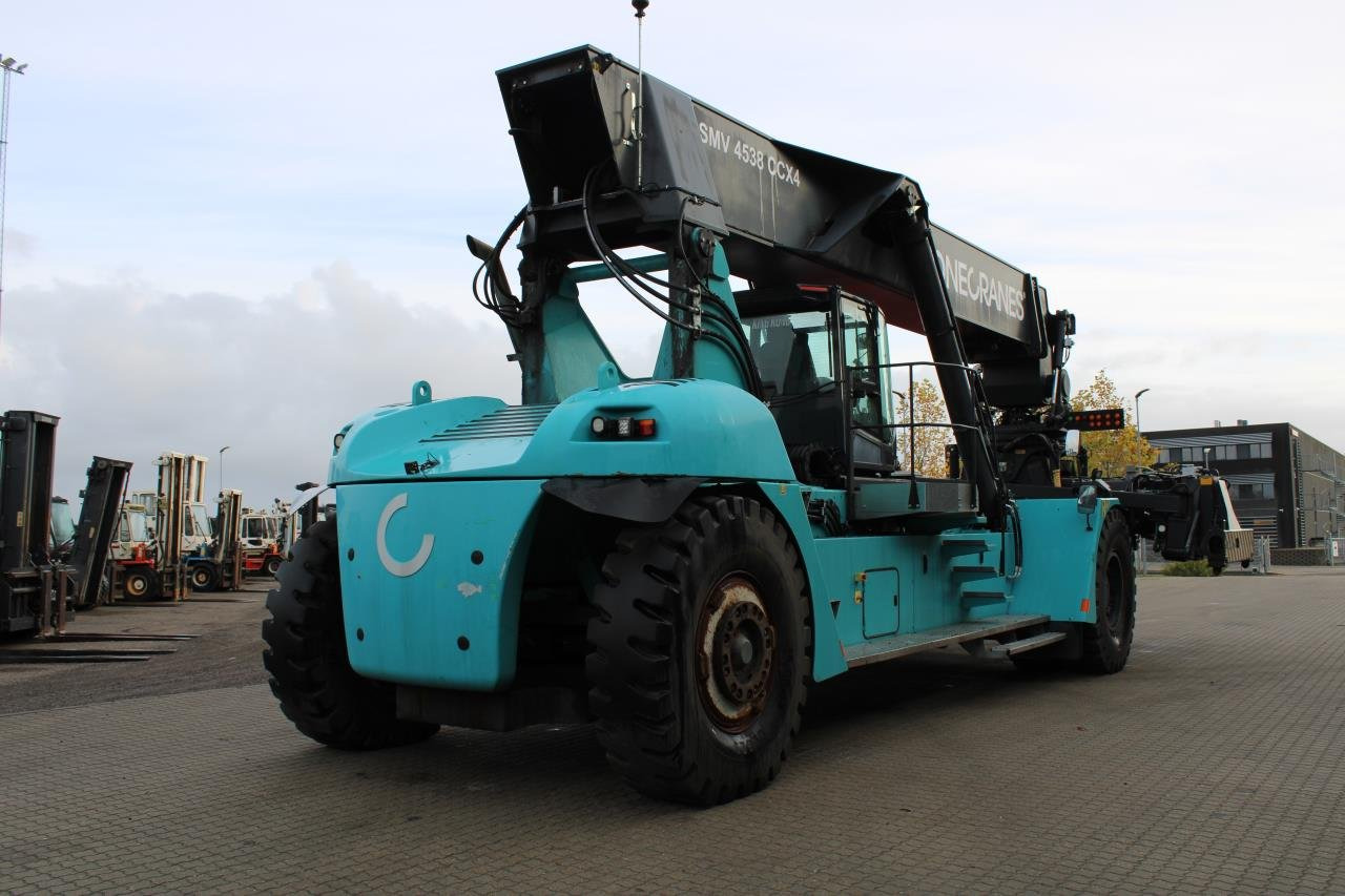 SMV 4538 CCX4 - Reachstacker: fotoğraf 3 SMV 4538 CCX4 - Reachstacker: fotoğraf 3