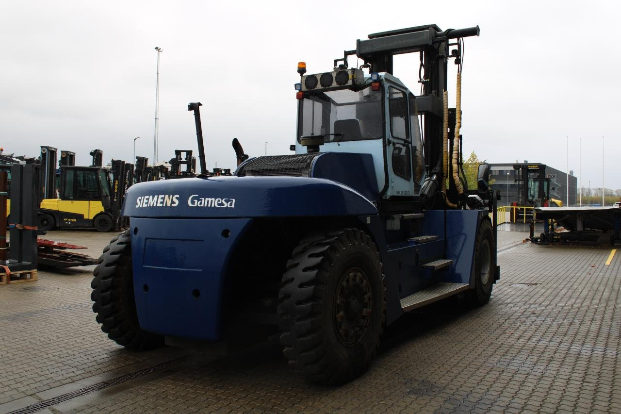 SMV SL25-1200 - Dizel forklift: fotoğraf 3 SMV SL25-1200 - Dizel forklift: fotoğraf 3