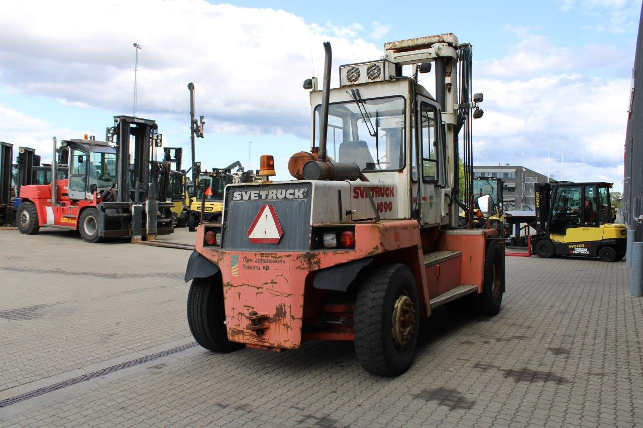 SveTruck 10-900 - Dizel forklift: fotoğraf 3 SveTruck 10-900 - Dizel forklift: fotoğraf 3