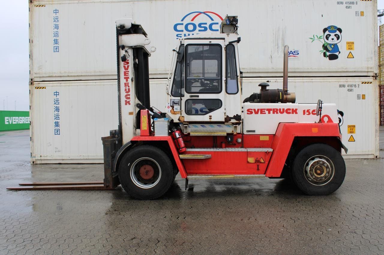 SveTruck 1560 - Dizel forklift: fotoğraf 1 SveTruck 1560 - Dizel forklift: fotoğraf 1