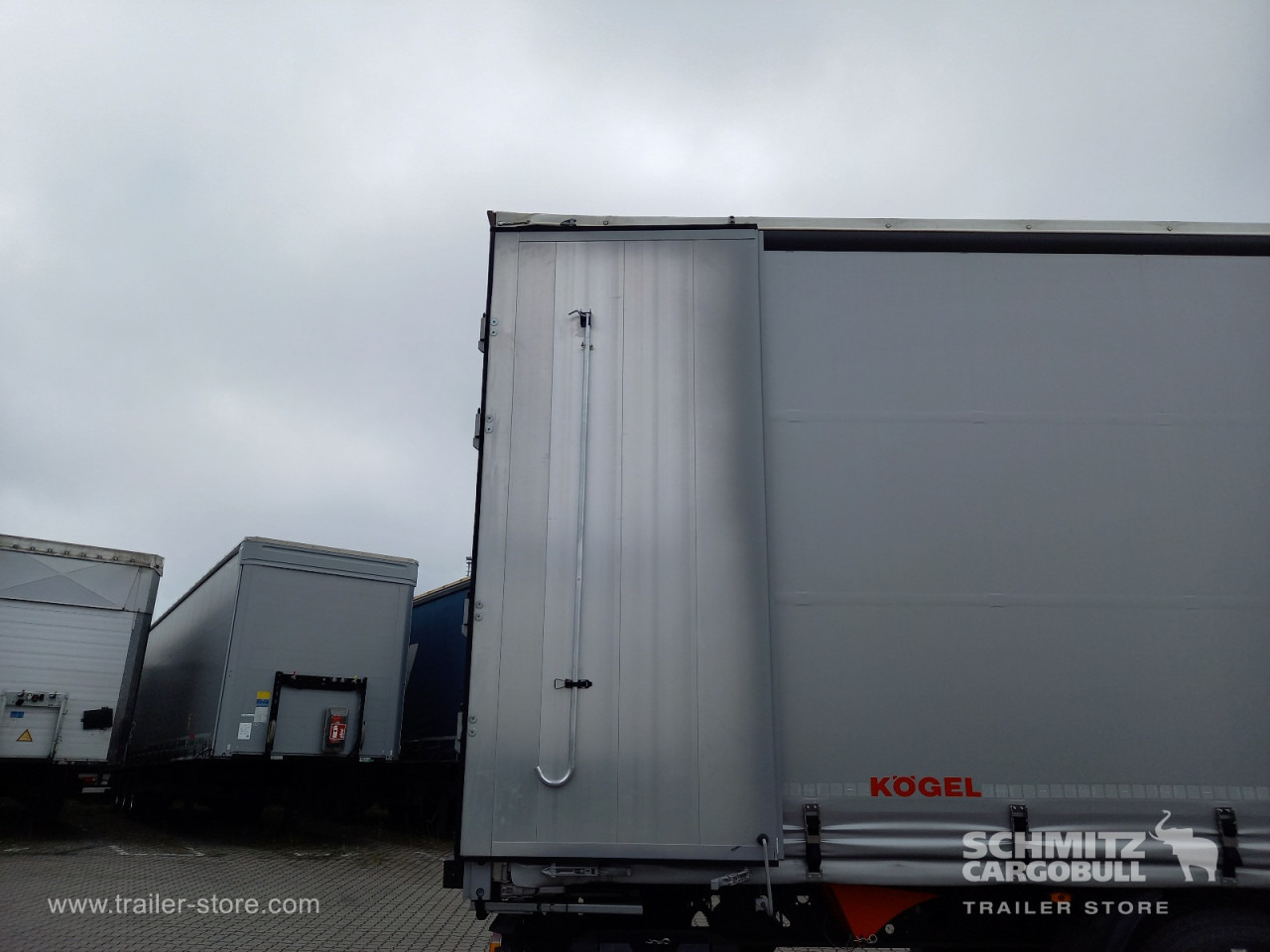 KOEGEL Auflieger Curtainsider Coil - Tenteli dorse: fotoğraf 4 KOEGEL Auflieger Curtainsider Coil - Tenteli dorse: fotoğraf 4