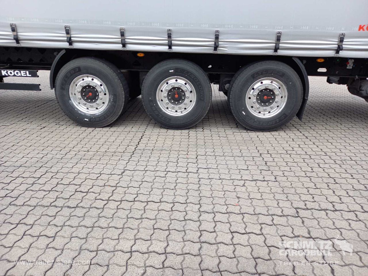 KOEGEL Auflieger Curtainsider Coil - Tenteli dorse: fotoğraf 5 KOEGEL Auflieger Curtainsider Coil - Tenteli dorse: fotoğraf 5
