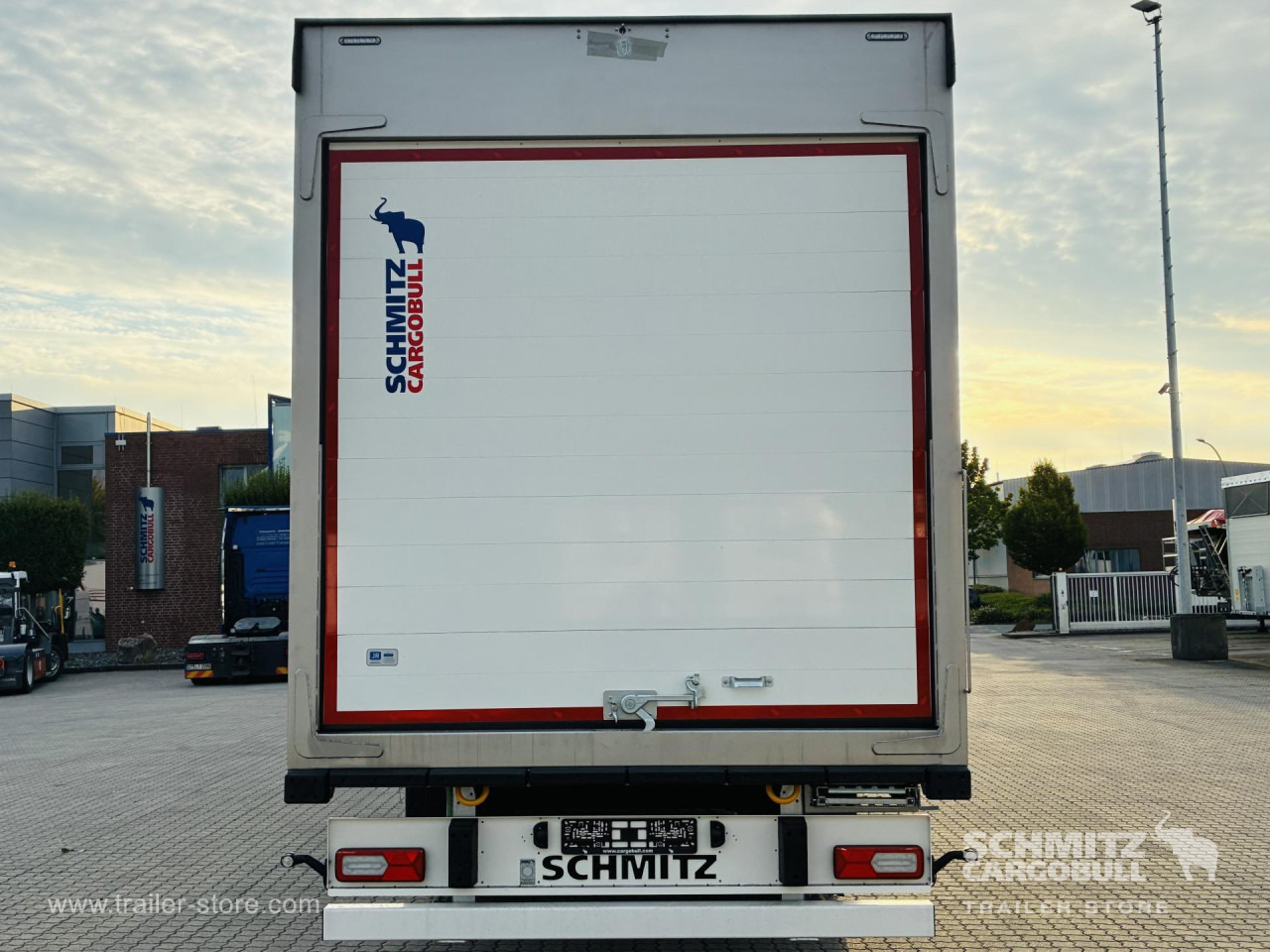SCHMITZ Auflieger Tiefkühler Multitemp Double deck - Izotermik dorse: fotoğraf 3 SCHMITZ Auflieger Tiefkühler Multitemp Double deck - Izotermik dorse: fotoğraf 3