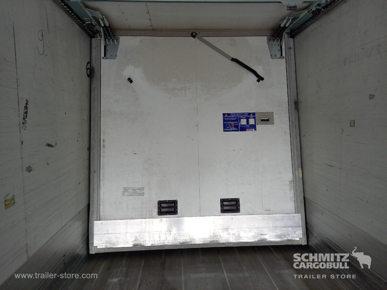 SCHMITZ Auflieger Tiefkühler Multitemp Roller shutter - Izotermik dorse: fotoğraf 3 SCHMITZ Auflieger Tiefkühler Multitemp Roller shutter - Izotermik dorse: fotoğraf 3