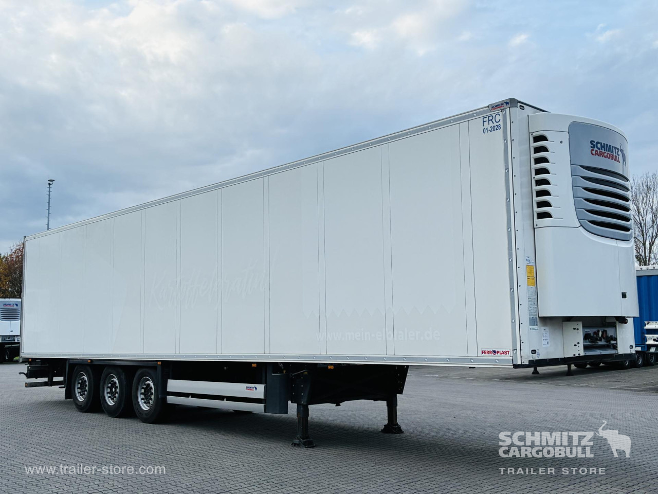 SCHMITZ Auflieger Tiefkühler Standard Double deck - Izotermik dorse: fotoğraf 1 SCHMITZ Auflieger Tiefkühler Standard Double deck - Izotermik dorse: fotoğraf 1