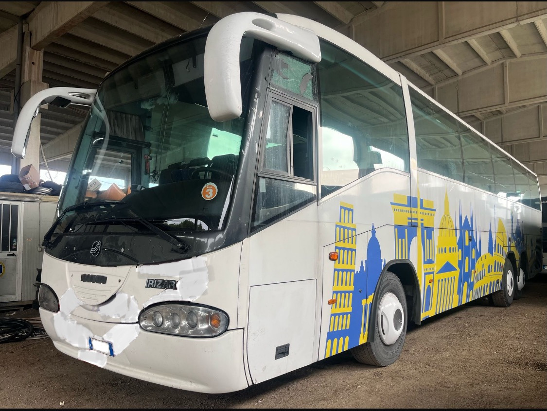 Irizar Century - Turistik otobüs: fotoğraf 1 Irizar Century - Turistik otobüs: fotoğraf 1