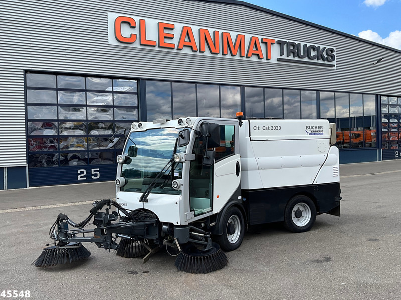 Bucher Citycat 2020 with 3-rd brush - Yol süpürme aracı: fotoğraf 2 Bucher Citycat 2020 with 3-rd brush - Yol süpürme aracı: fotoğraf 2