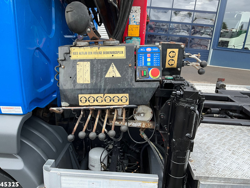 Kancalı yükleyici kamyon, Vinçli kamyon DAF FA 45 LF 180 HMF 7 Tonmeter laadkraan: fotoğraf 7