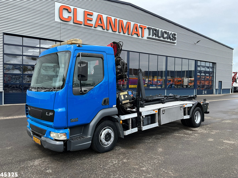 DAF FA 45 LF 180 HMF 7 Tonmeter laadkraan - Kancalı yükleyici kamyon, Vinçli kamyon: fotoğraf 2 DAF FA 45 LF 180 HMF 7 Tonmeter laadkraan - Kancalı yükleyici kamyon, Vinçli kamyon: fotoğraf 2