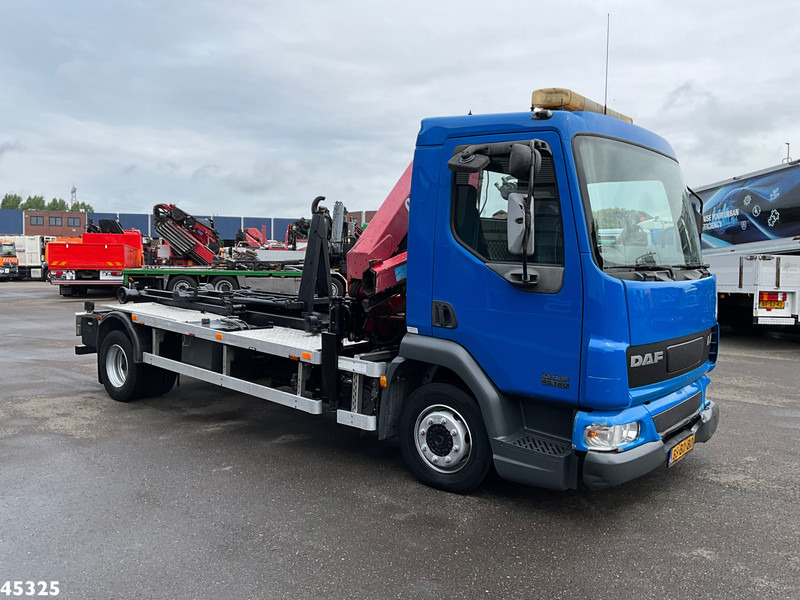 DAF FA 45 LF 180 HMF 7 Tonmeter laadkraan - Kancalı yükleyici kamyon, Vinçli kamyon: fotoğraf 3 DAF FA 45 LF 180 HMF 7 Tonmeter laadkraan - Kancalı yükleyici kamyon, Vinçli kamyon: fotoğraf 3