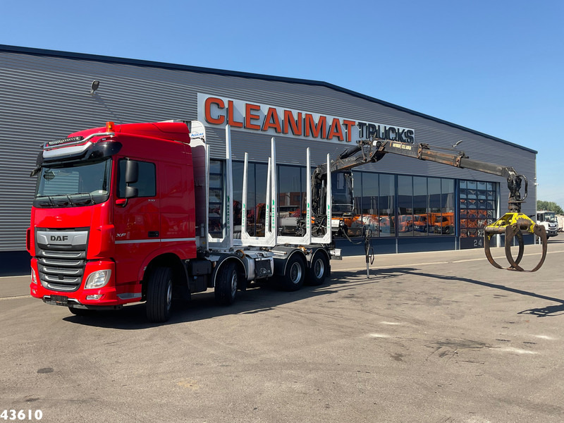 DAF FAD XF 530 8x4 Holzkran - Vinçli kamyon: fotoğraf 1 DAF FAD XF 530 8x4 Holzkran - Vinçli kamyon: fotoğraf 1